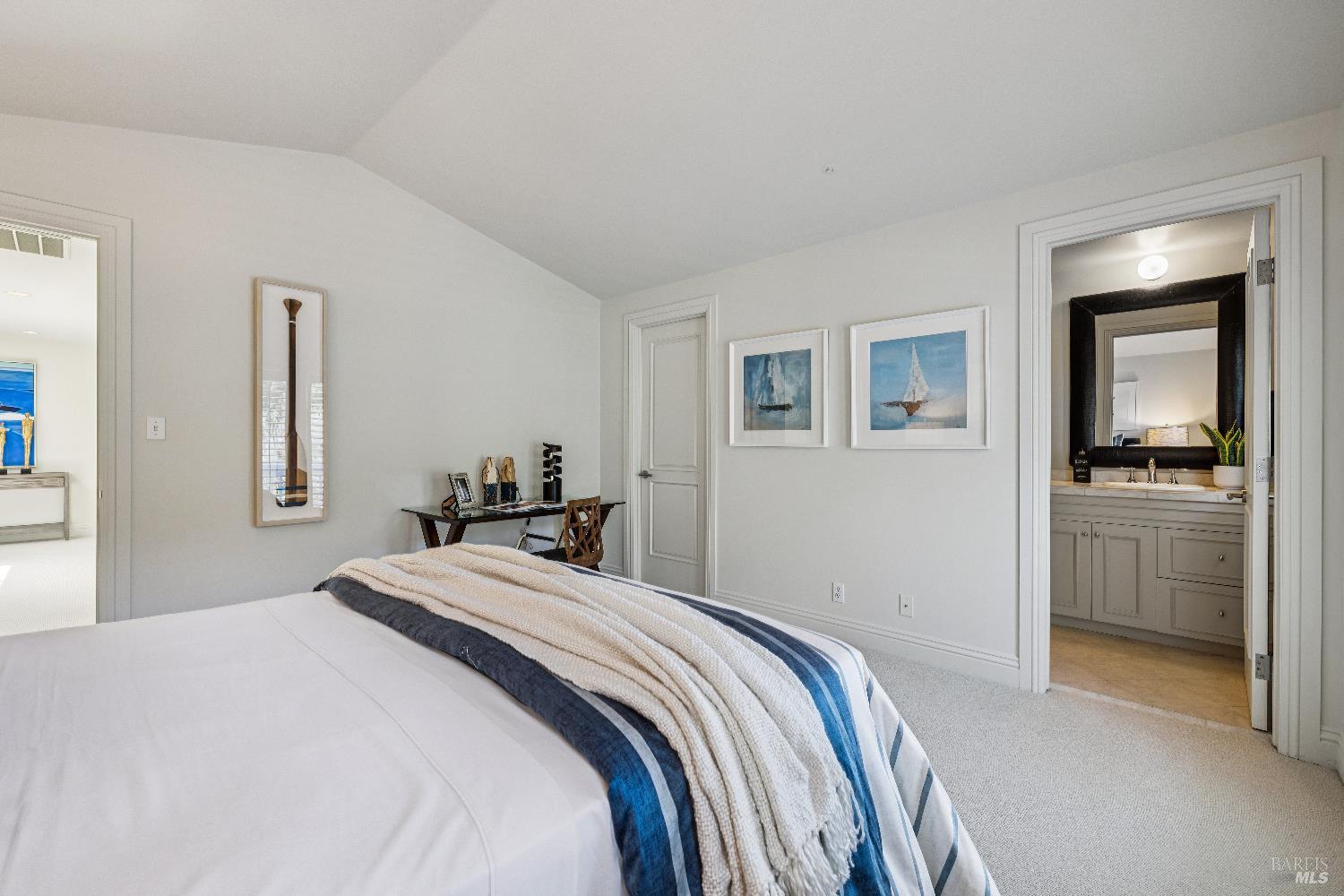 Detail Gallery Image 40 of 60 For 21 W Shore Rd, Belvedere Tiburon,  CA 94920 - 3 Beds | 3/1 Baths