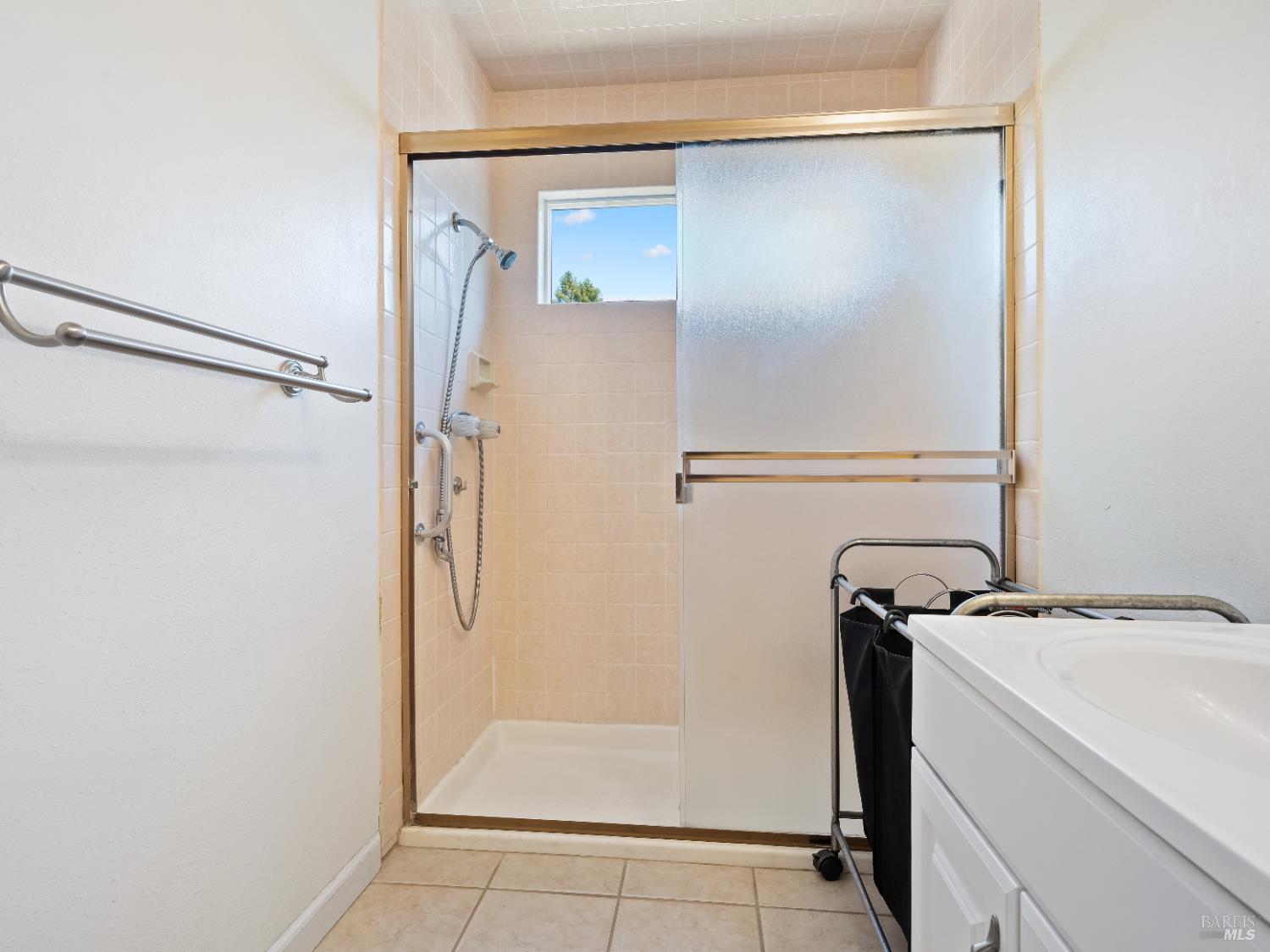 Detail Gallery Image 18 of 47 For 1512 Mayflower Pl, Santa Rosa,  CA 95403 - 3 Beds | 2 Baths