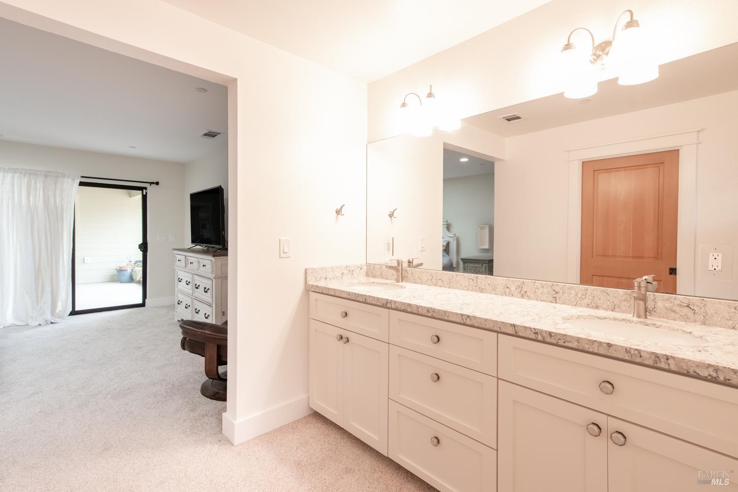 Detail Gallery Image 22 of 36 For 3617 Williams Rd, Santa Rosa,  CA 95404 - 3 Beds | 3 Baths