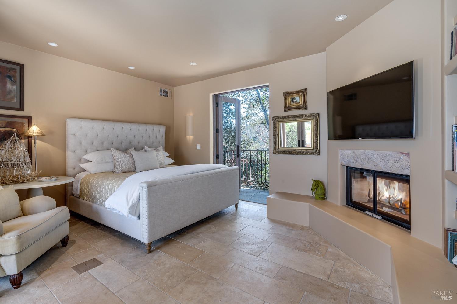 Detail Gallery Image 33 of 98 For 8320 Franz Valley Rd, Calistoga,  CA 94515 - 8 Beds | 8/2 Baths