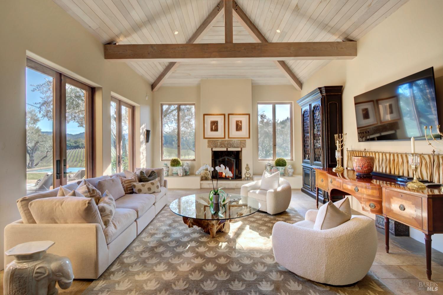 Detail Gallery Image 10 of 98 For 8320 Franz Valley Rd, Calistoga,  CA 94515 - 8 Beds | 8/2 Baths