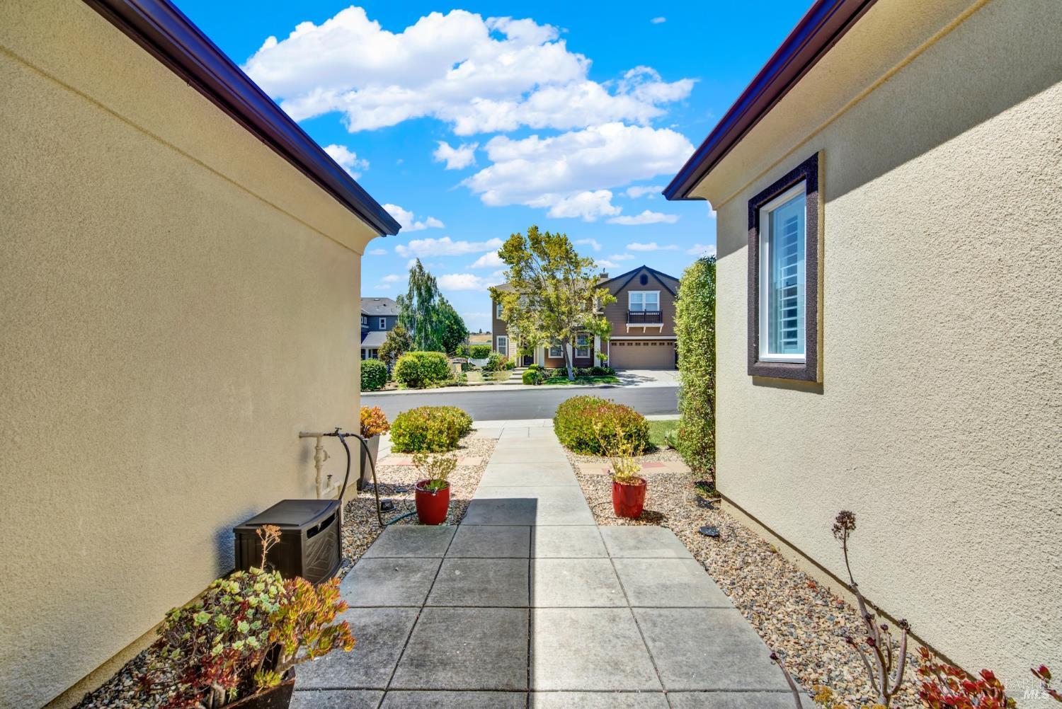Detail Gallery Image 82 of 94 For 505 Arguello Dr, Benicia,  CA 94510 - 4 Beds | 3 Baths