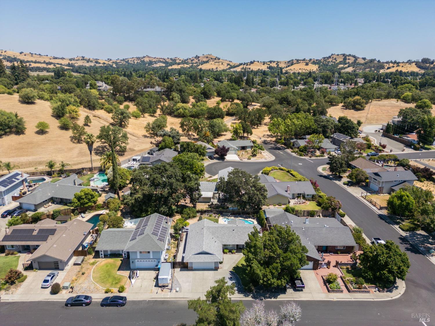 Detail Gallery Image 34 of 43 For 185 Salinas Dr, Vacaville,  CA 95688 - 3 Beds | 2 Baths