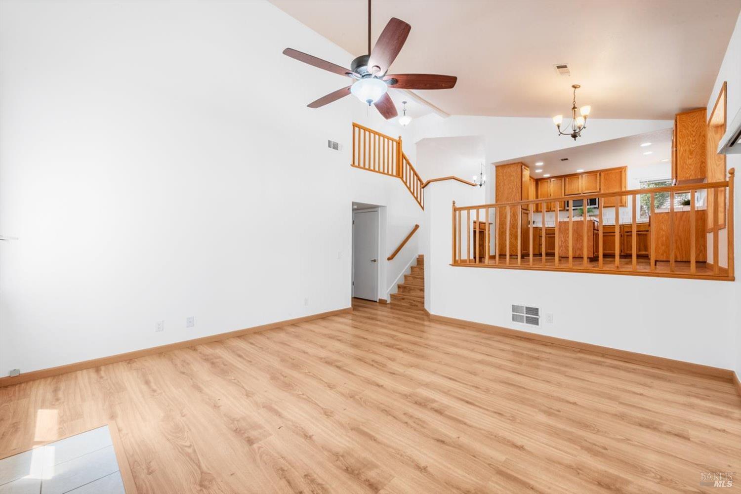 Detail Gallery Image 22 of 48 For 119 Lighthouse Way, Vacaville,  CA 95688 - 4 Beds | 3 Baths