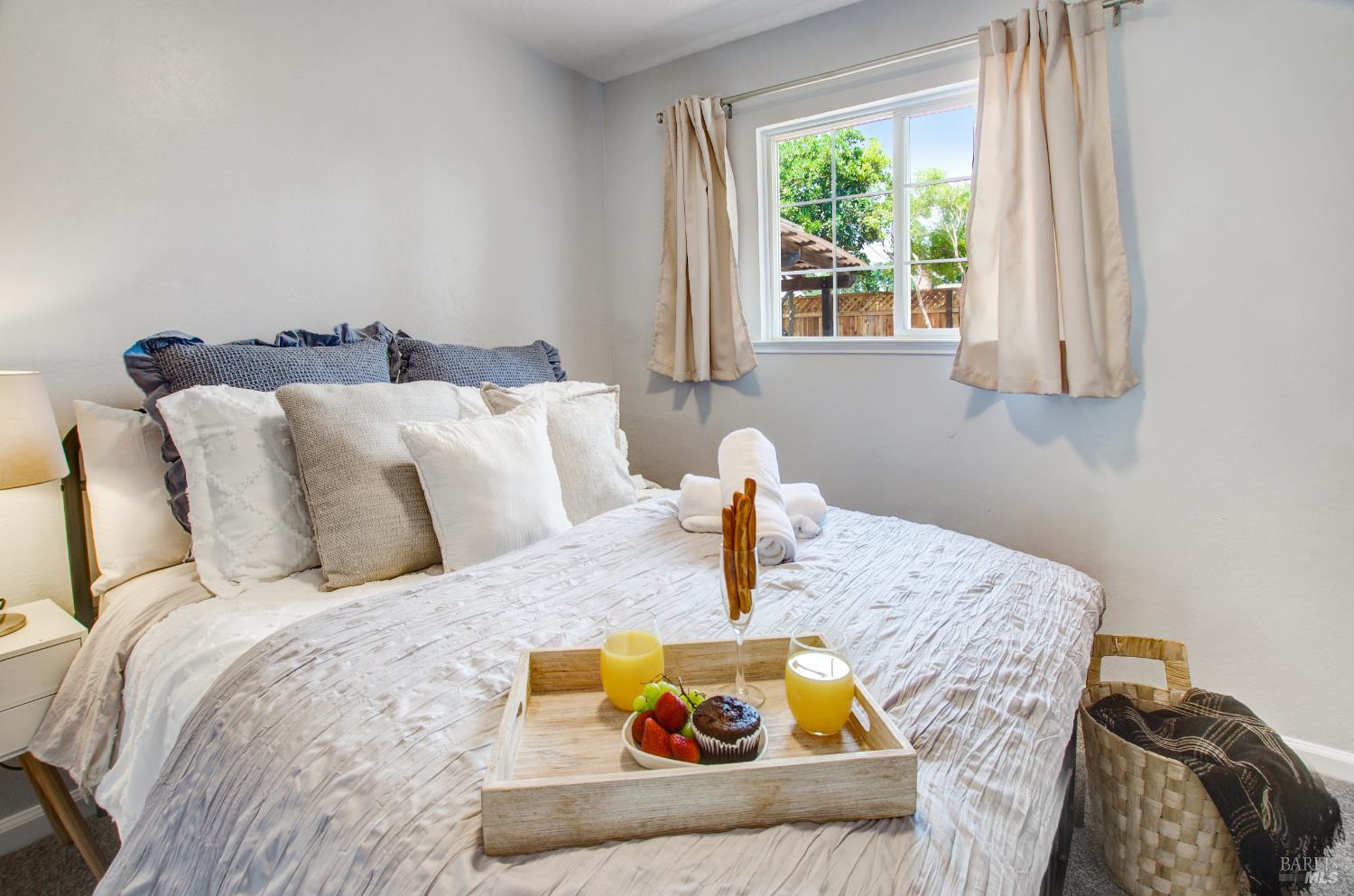 Detail Gallery Image 21 of 36 For 2721 Comanche St, Santa Rosa,  CA 95403 - 3 Beds | 2 Baths
