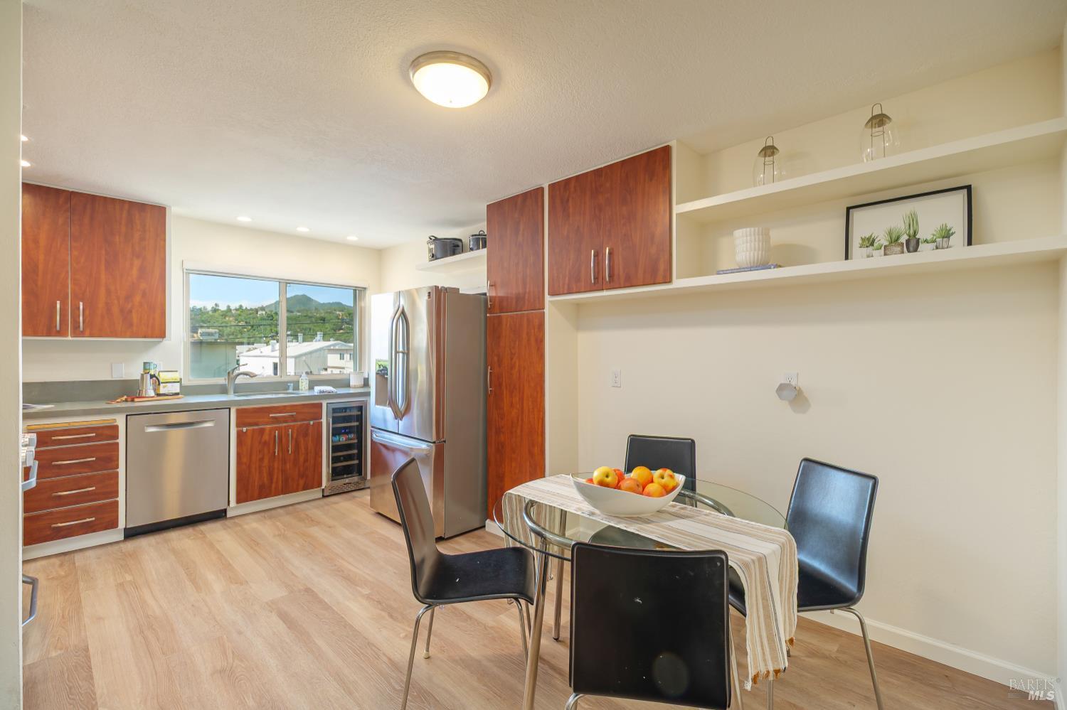 Detail Gallery Image 13 of 33 For 490 Canal St #19,  San Rafael,  CA 94901 - 2 Beds | 1/1 Baths
