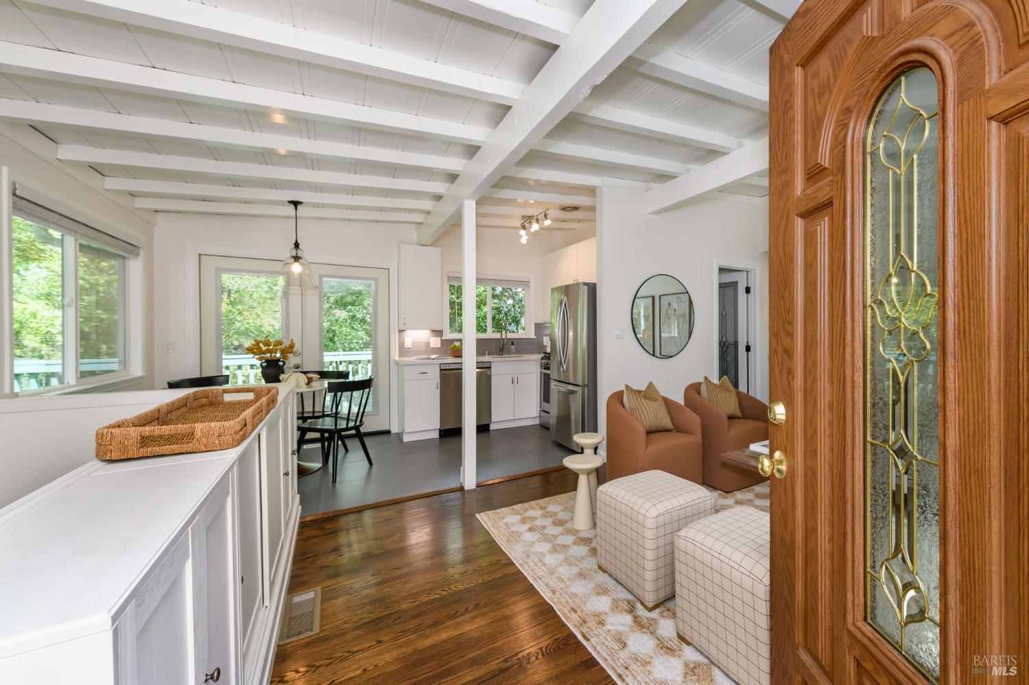 Detail Gallery Image 5 of 32 For 31 Glen Ave, San Rafael,  CA 94901 - 3 Beds | 2 Baths