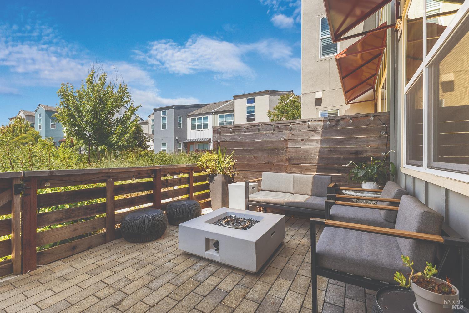 Detail Gallery Image 21 of 23 For 521 Deep Rose Pl, Santa Rosa,  CA 95407 - 4 Beds | 2/1 Baths