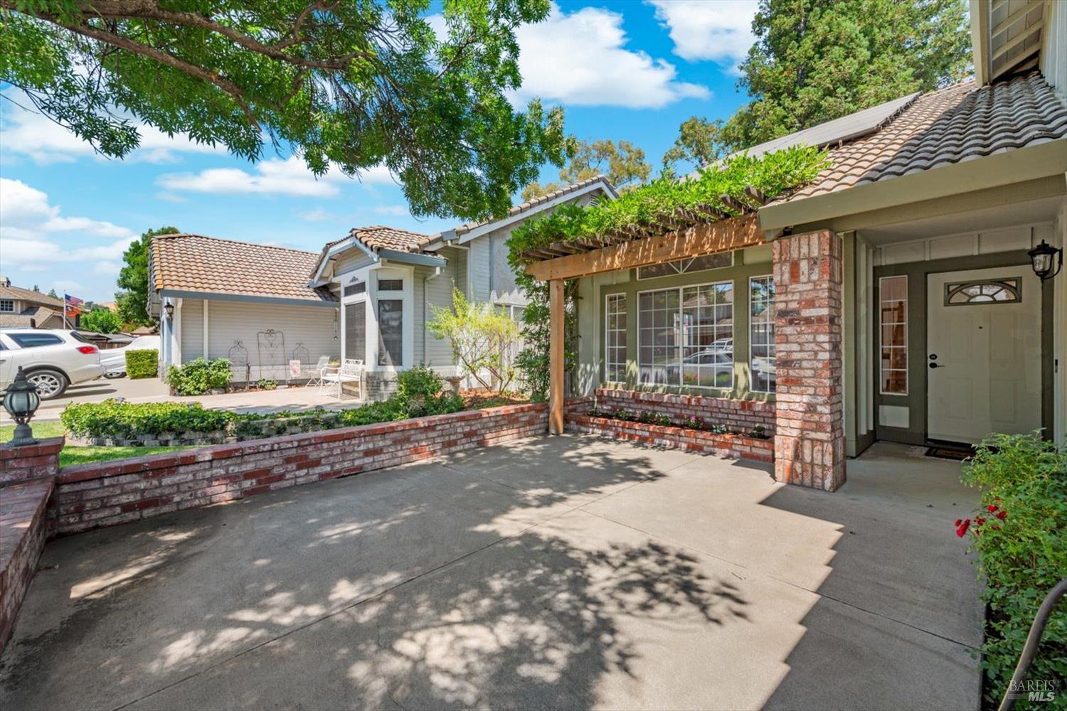 Detail Gallery Image 5 of 48 For 119 Lighthouse Way, Vacaville,  CA 95688 - 4 Beds | 3 Baths