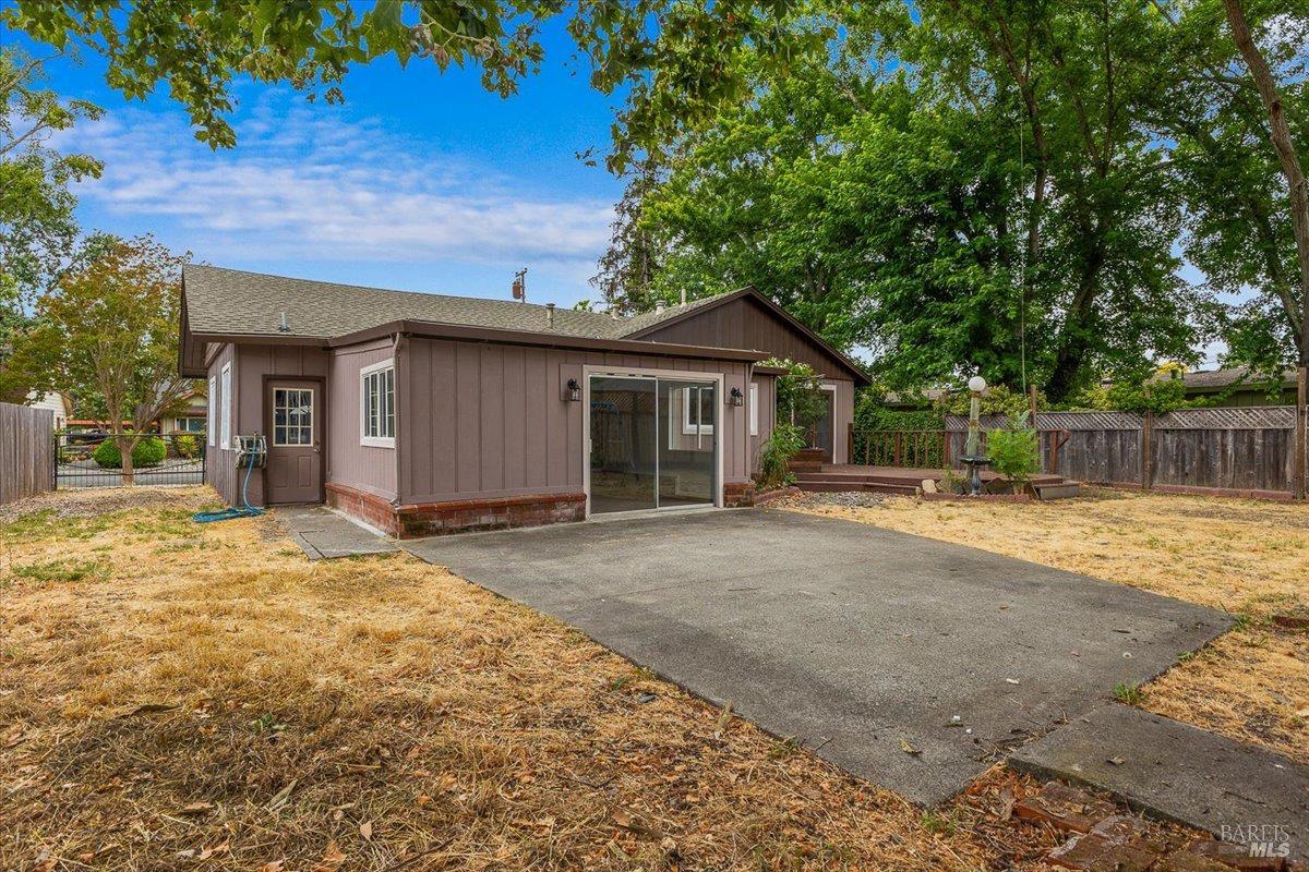 Detail Gallery Image 25 of 37 For 1146 Evans Dr, Santa Rosa,  CA 95405 - 4 Beds | 2 Baths