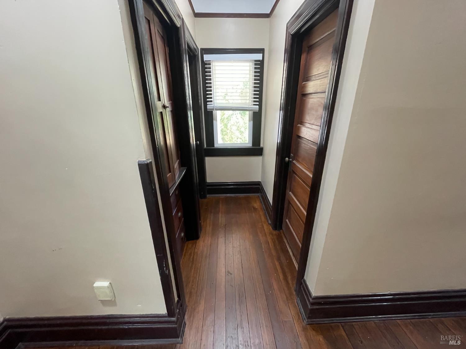 Detail Gallery Image 12 of 13 For 1920 Sonoma Blvd, Vallejo,  CA 94590 - 3 Beds | 2 Baths