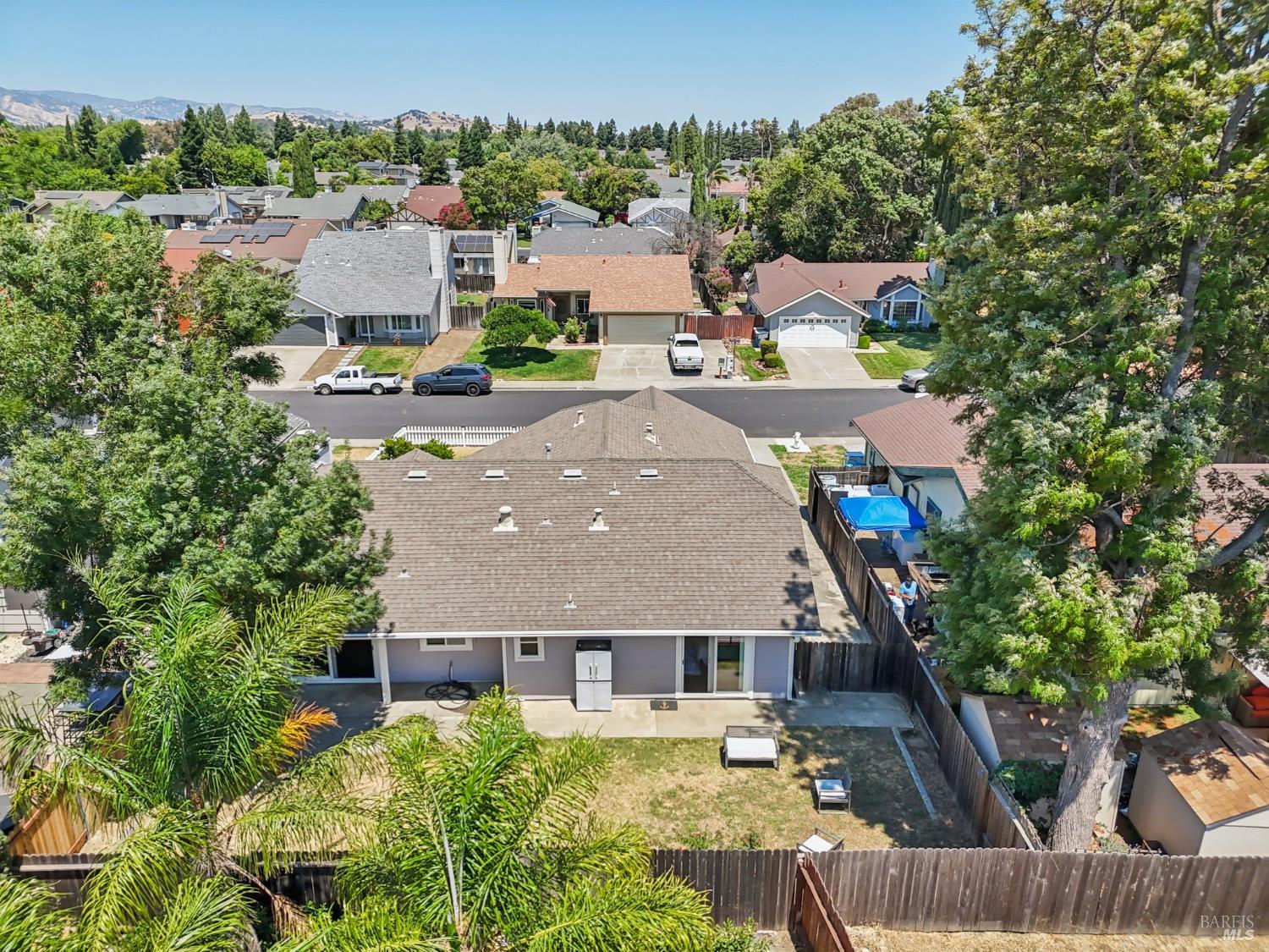 Detail Gallery Image 25 of 32 For 309 Nancy Ln, Vacaville,  CA 95687 - 3 Beds | 2 Baths