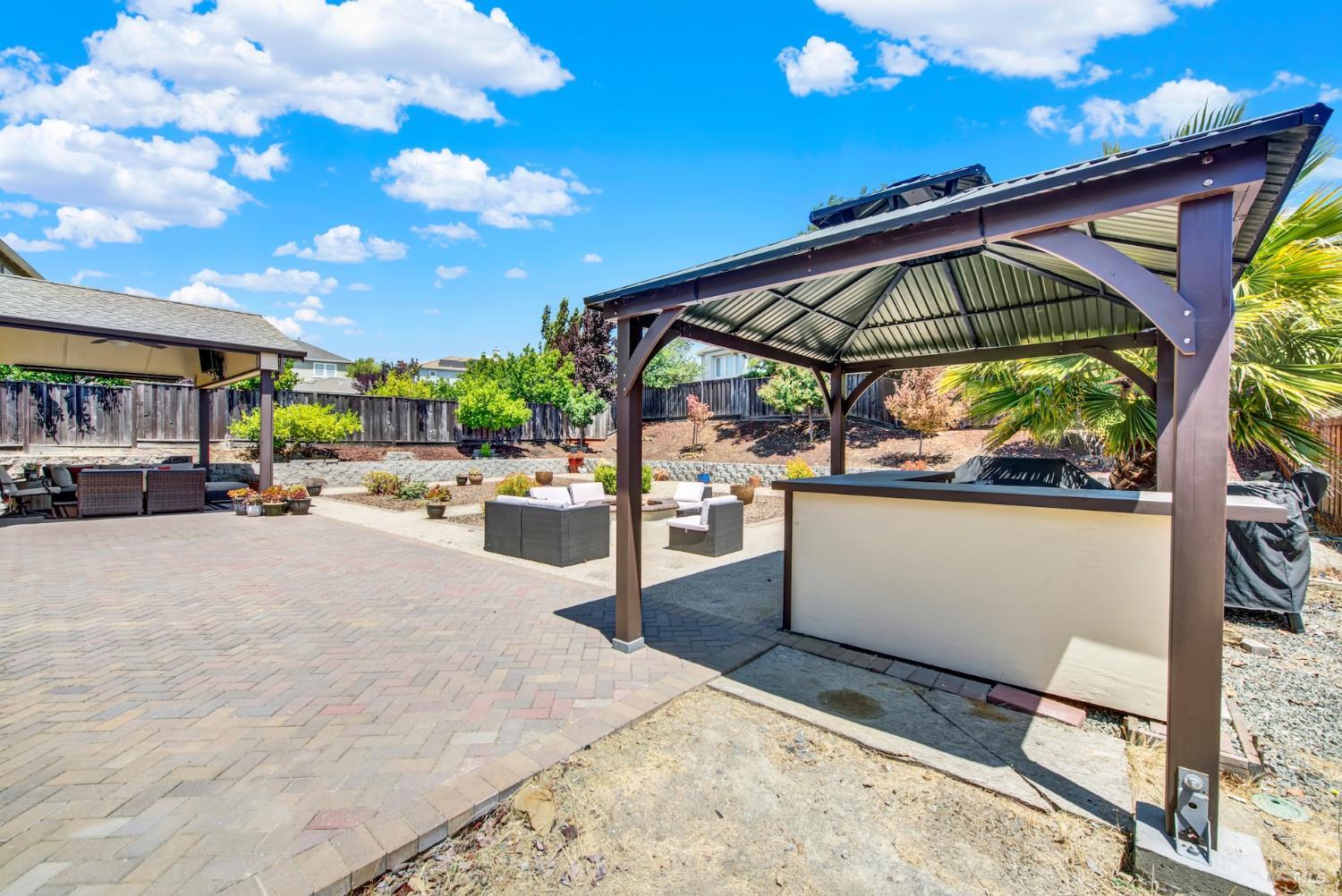 Detail Gallery Image 21 of 94 For 505 Arguello Dr, Benicia,  CA 94510 - 4 Beds | 3 Baths