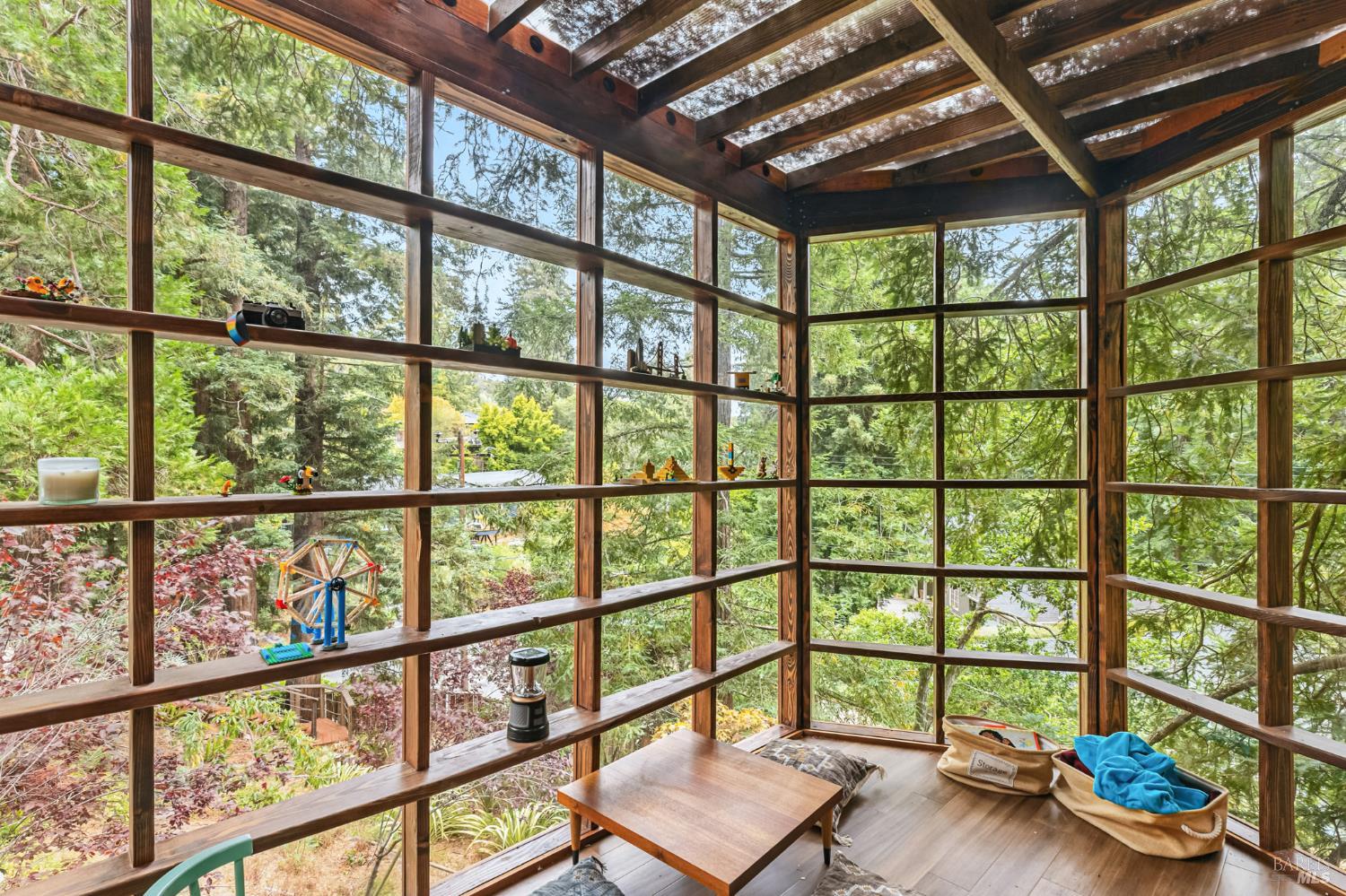 Detail Gallery Image 45 of 63 For 31 Glen Dr, Mill Valley,  CA 94941 - 4 Beds | 4 Baths