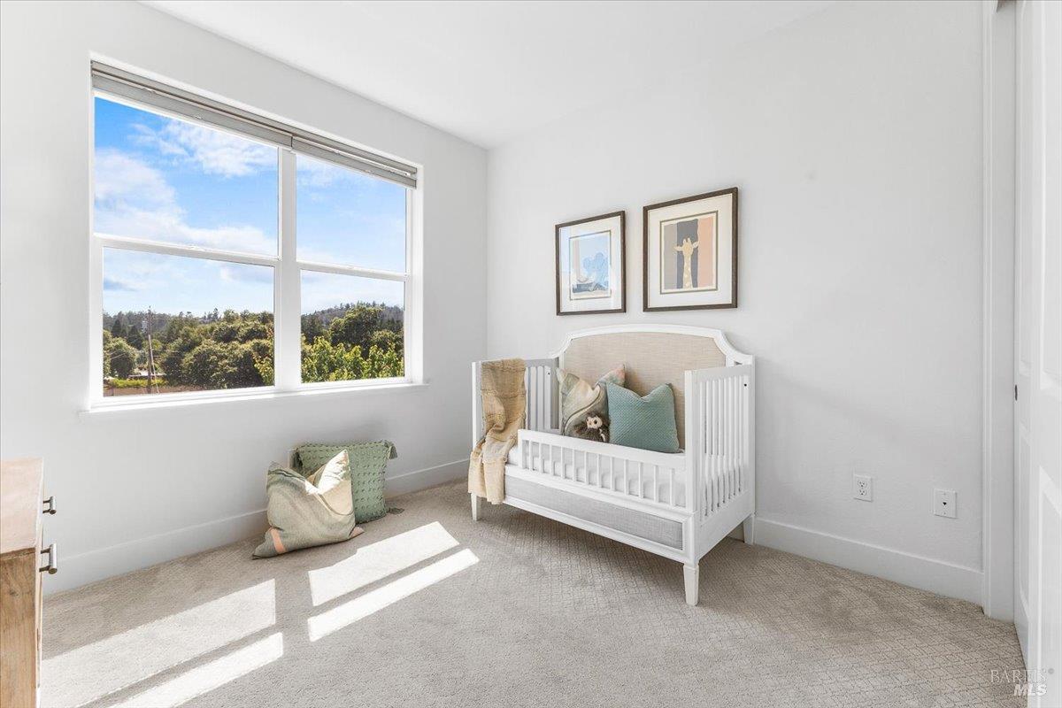 Detail Gallery Image 27 of 35 For 901 Prospect Ave, Santa Rosa,  CA 95409 - 4 Beds | 2/1 Baths