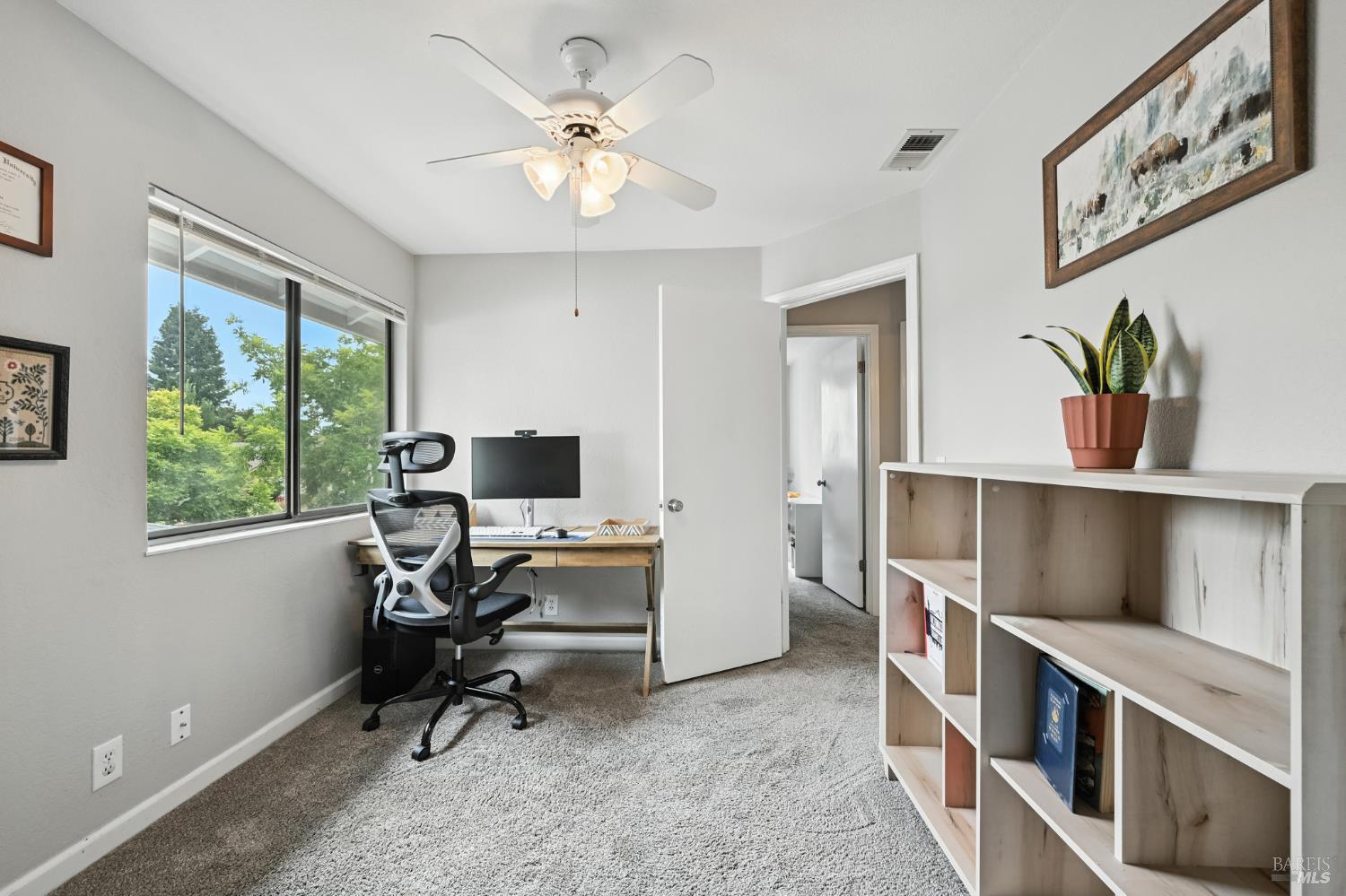 Detail Gallery Image 37 of 54 For 519 Mallory Ave, Windsor,  CA 95492 - 4 Beds | 2/1 Baths