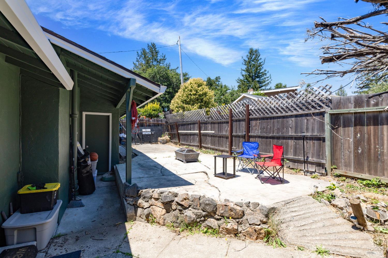 Detail Gallery Image 6 of 10 For 689 Plum Dr, Santa Rosa,  CA 95404 - – Beds | – Baths