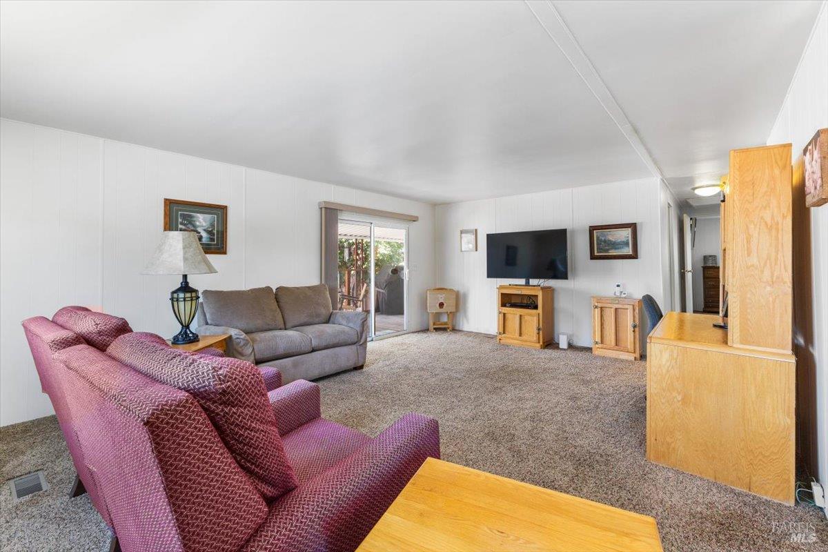 Detail Gallery Image 7 of 26 For 211 W Seven Flags Cir, Sonoma,  CA 95476 - 2 Beds | 2 Baths