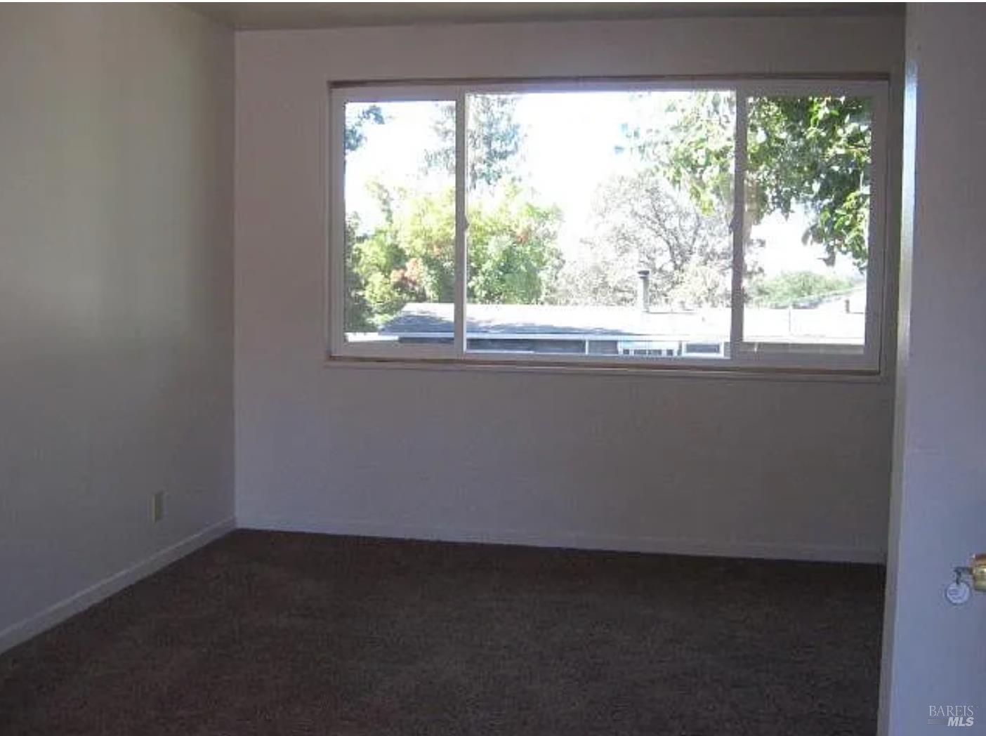 Detail Gallery Image 10 of 10 For 689 Plum Dr, Santa Rosa,  CA 95404 - – Beds | – Baths