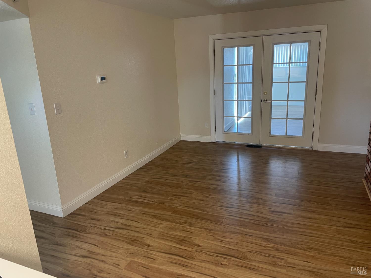 Detail Gallery Image 11 of 26 For 630 Sierra Dr, Dixon,  CA 95620 - 3 Beds | 2 Baths