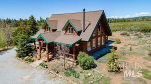 Detail Gallery Image 1 of 34 For 33364 State Highway 44 Unkn, Shingletown,  CA 96088 - 2 Beds | 2/1 Baths
