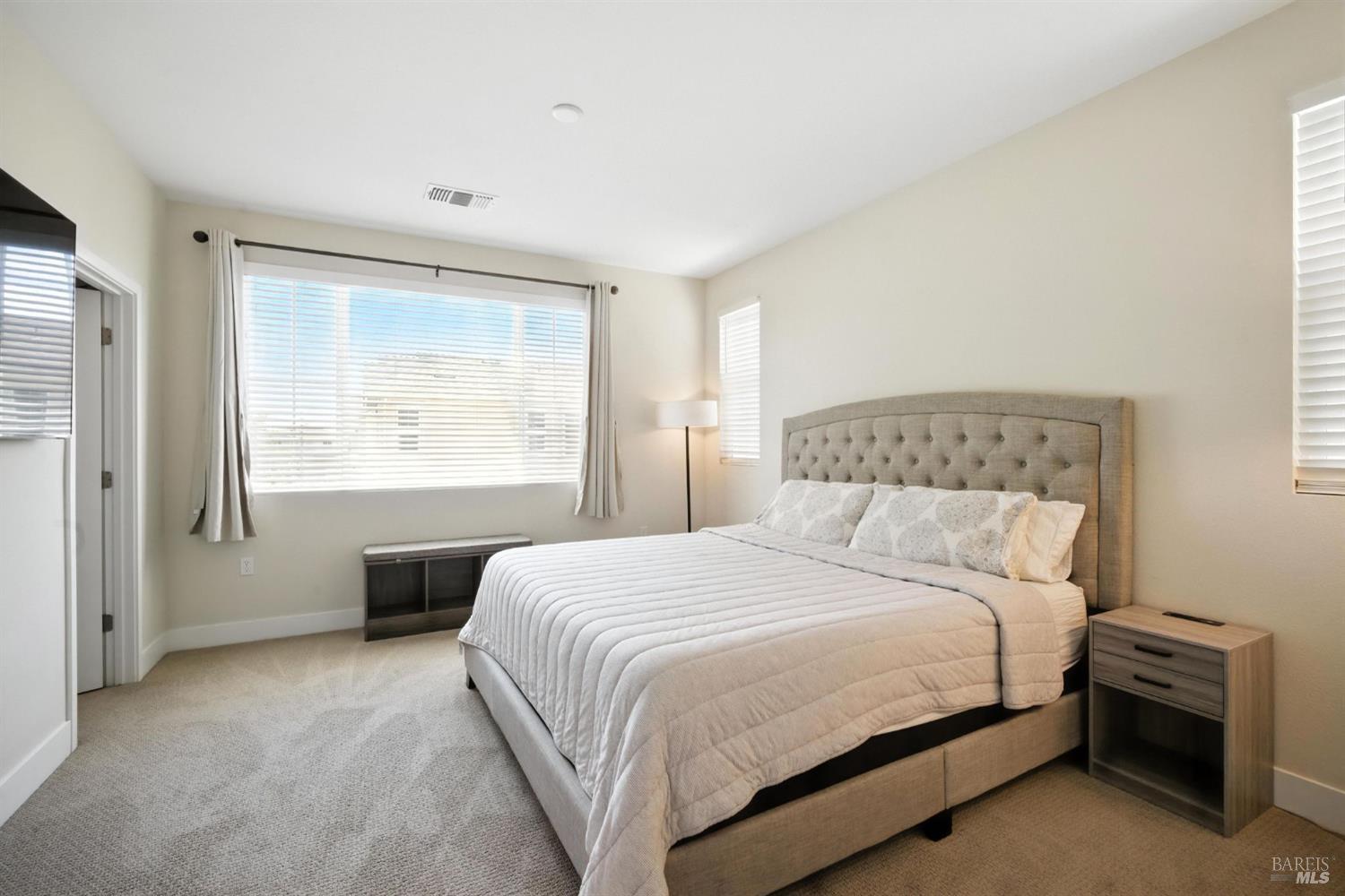 Detail Gallery Image 26 of 35 For 2931 Liscum St, Santa Rosa,  CA 95407 - 3 Beds | 2/1 Baths