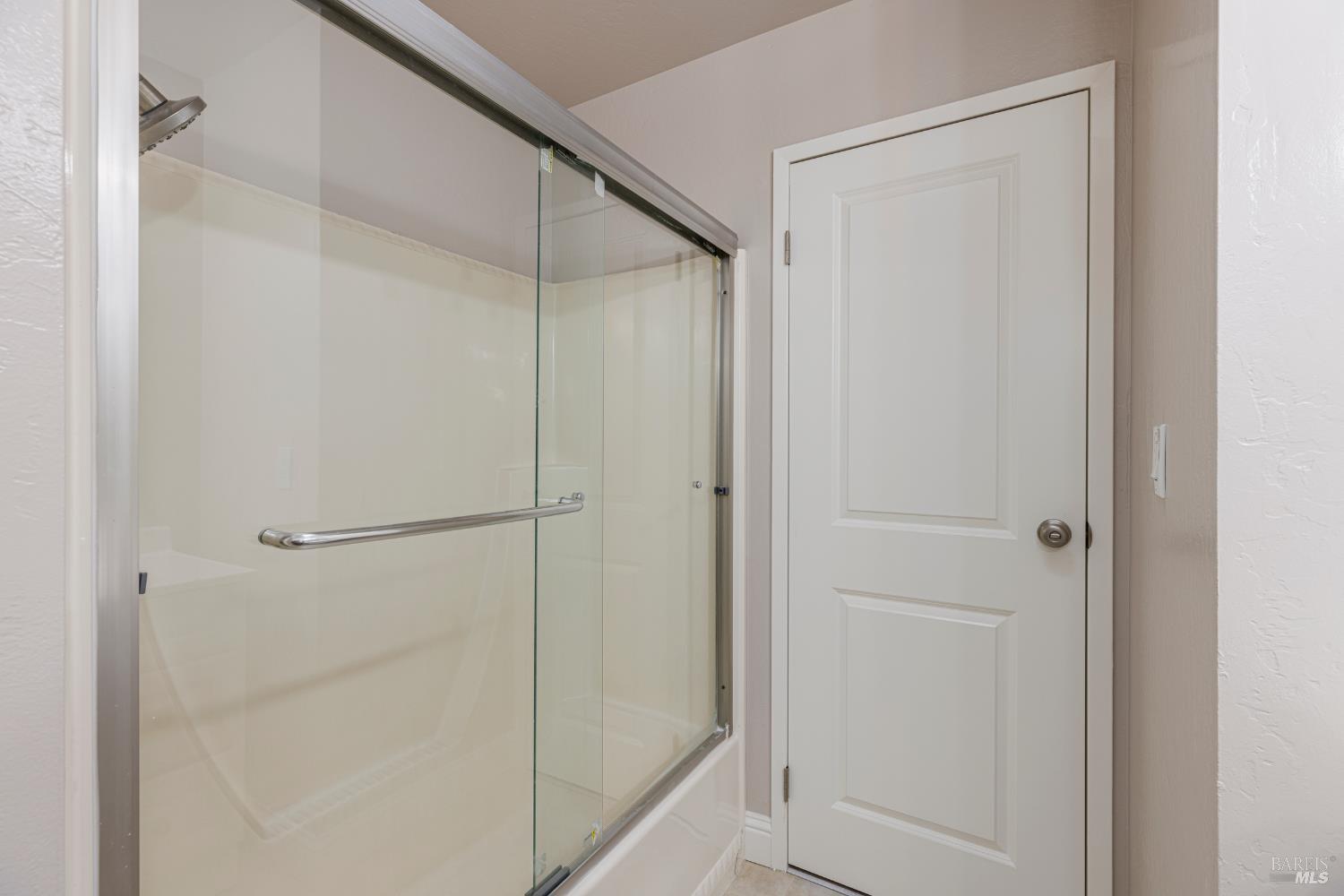 Detail Gallery Image 12 of 33 For 1550 Center Rd #45,  Novato,  CA 94947 - 2 Beds | 1/1 Baths