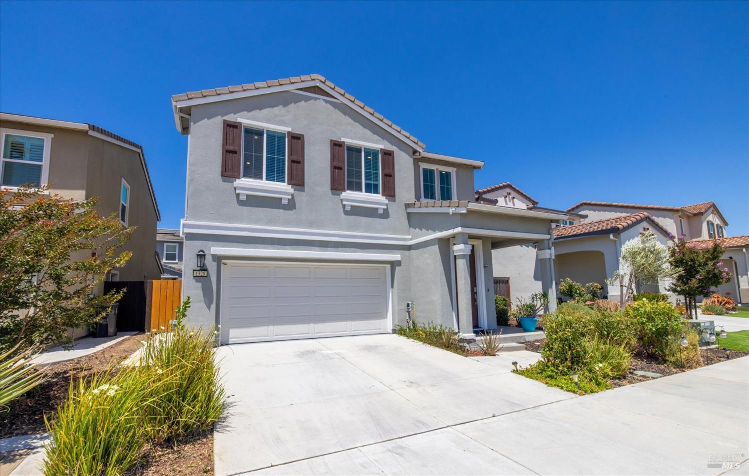 Detail Gallery Image 7 of 71 For 1328 Horizon Cir, Fairfield,  CA 94533 - 4 Beds | 3 Baths