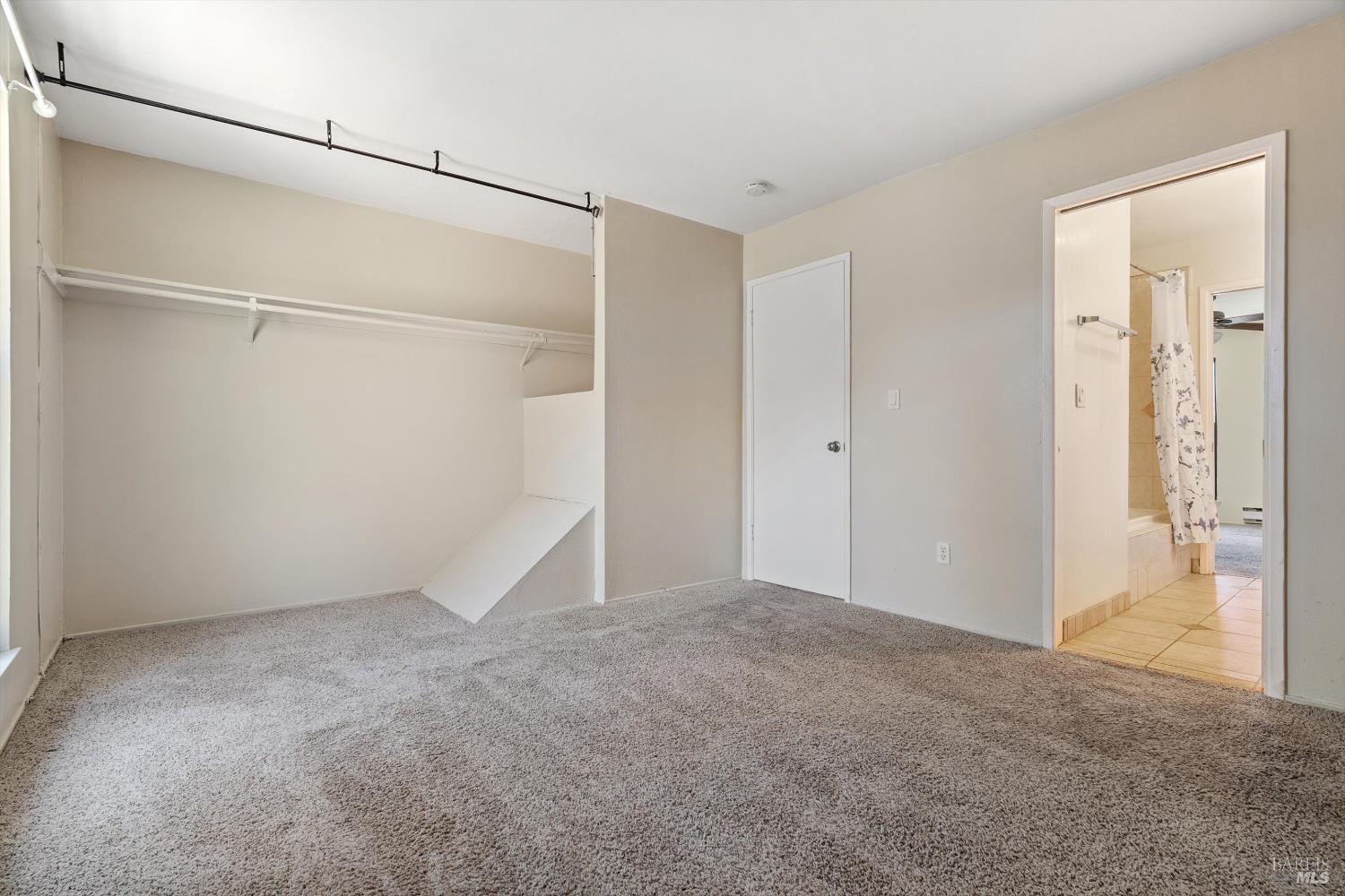 Detail Gallery Image 8 of 23 For 100 Marin Center Dr #70,  San Rafael,  CA 94903 - 2 Beds | 1/1 Baths