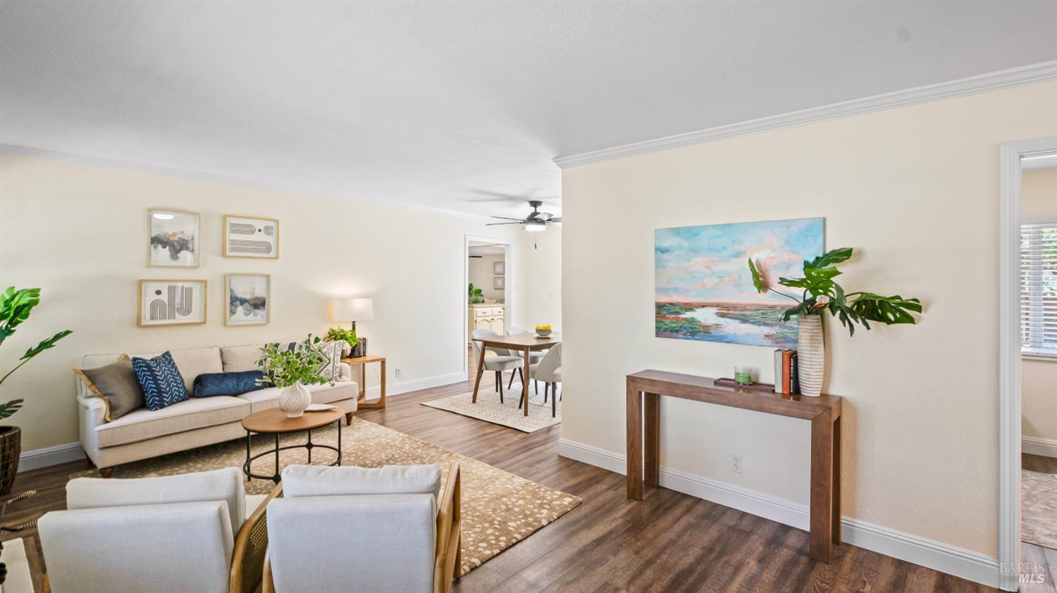 Detail Gallery Image 5 of 64 For 647 Nevada St, Fairfield,  CA 94533 - 5 Beds | 3 Baths