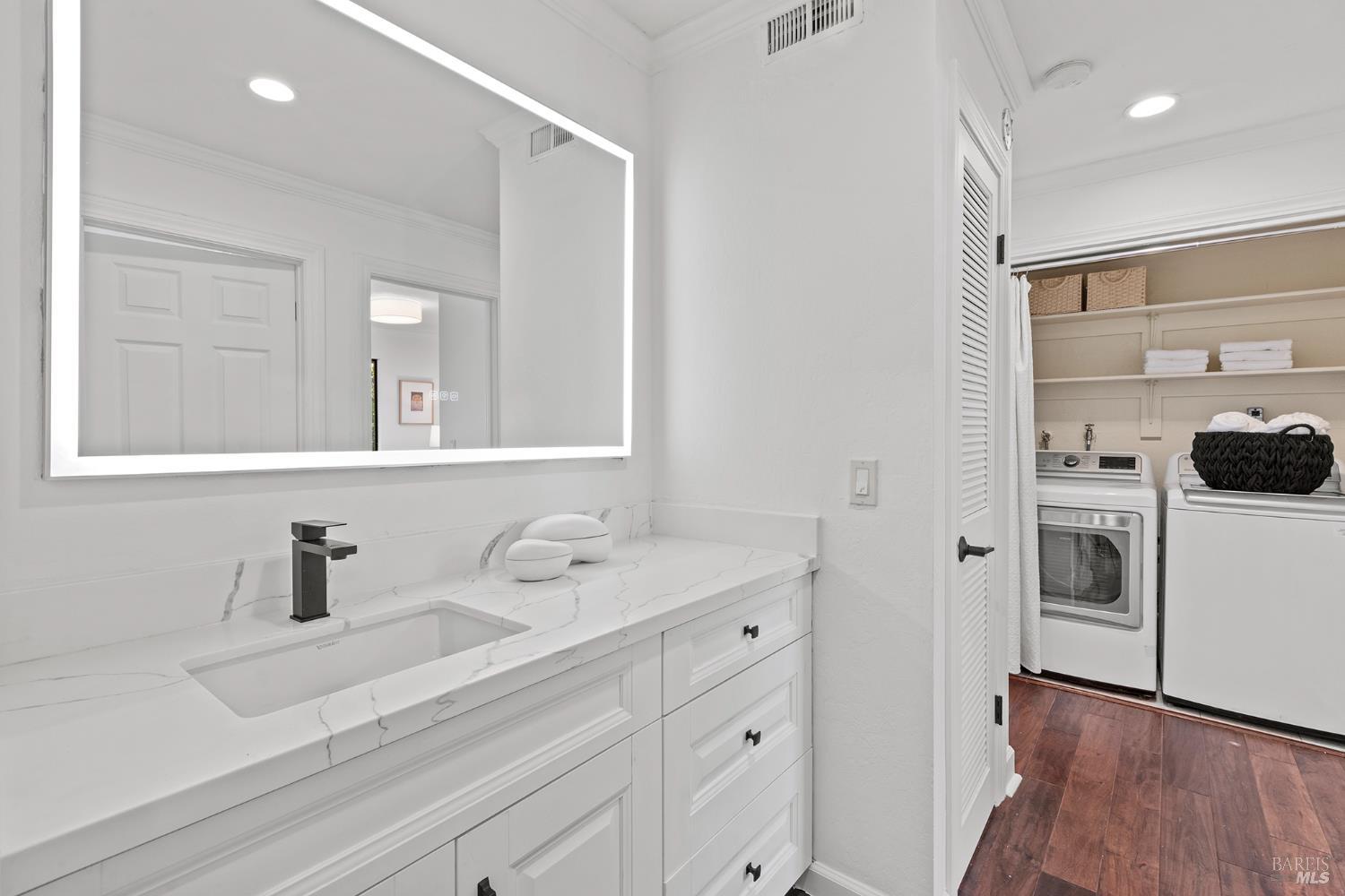 Detail Gallery Image 21 of 27 For 805 S Eliseo Dr #1,  Greenbrae,  CA 94904 - 3 Beds | 1/1 Baths