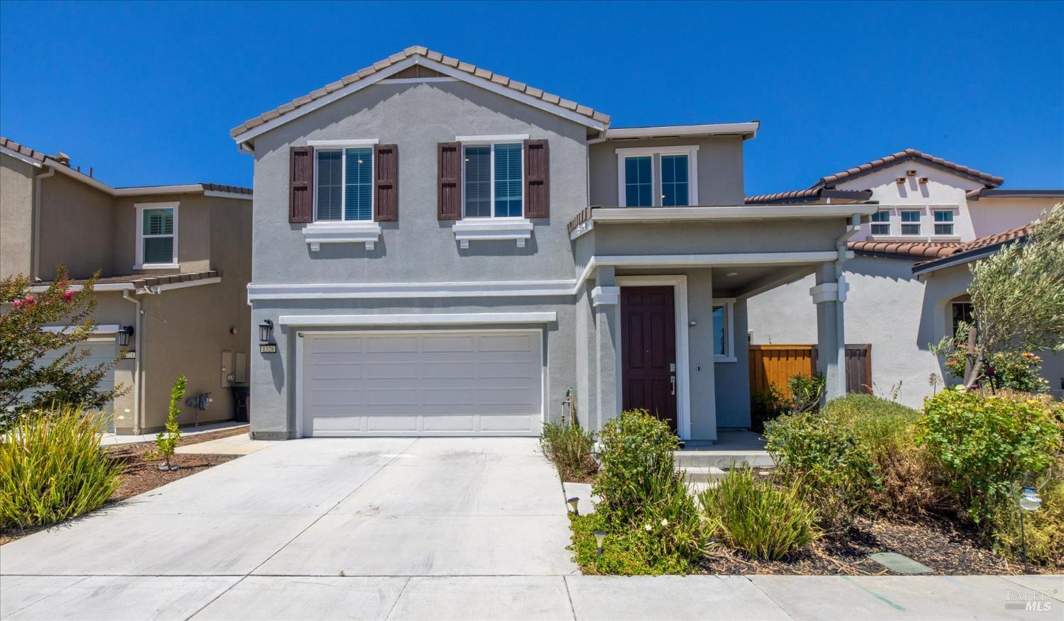 Detail Gallery Image 6 of 71 For 1328 Horizon Cir, Fairfield,  CA 94533 - 4 Beds | 3 Baths