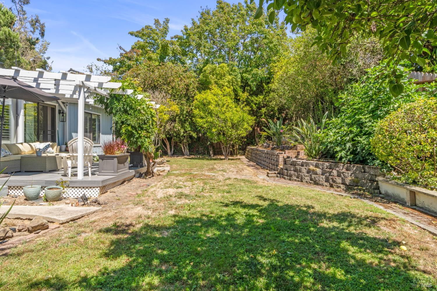 Detail Gallery Image 31 of 41 For 373 Clydesdale Dr, Vallejo,  CA 94591 - 3 Beds | 2 Baths