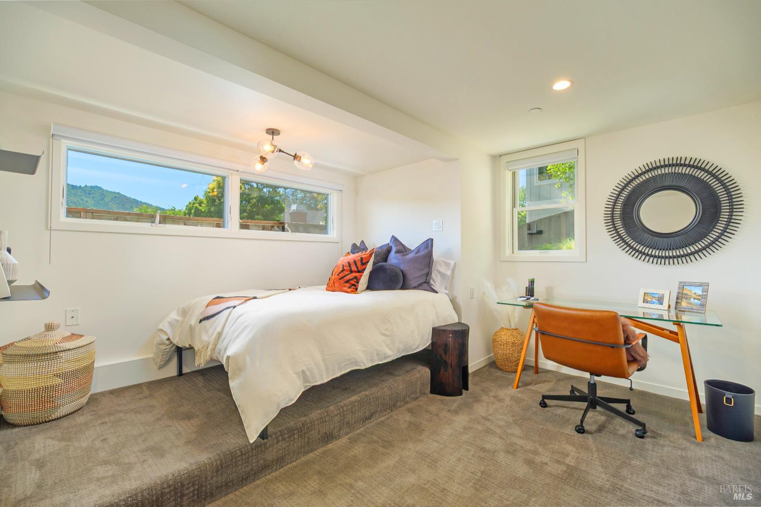 Detail Gallery Image 24 of 27 For 15 Stetson Ave, Kentfield,  CA 94904 - 3 Beds | 2 Baths
