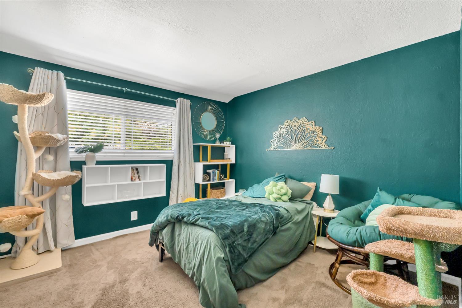 Detail Gallery Image 13 of 20 For 1217 Alderwood Way, Vacaville,  CA 95687 - 3 Beds | 1 Baths