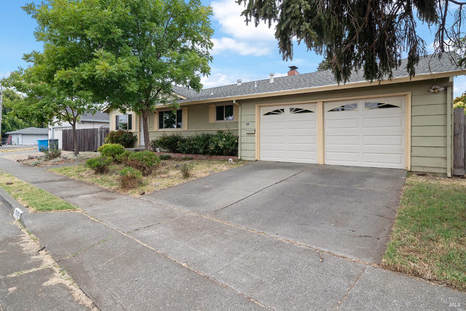 Detail Gallery Image 24 of 35 For 717 Willrush St, Santa Rosa,  CA 95401 - 3 Beds | 2 Baths