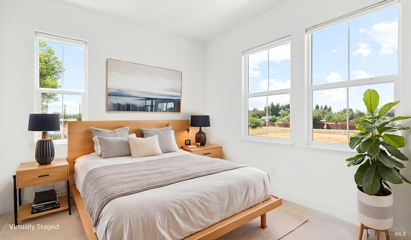 Detail Gallery Image 44 of 81 For 1421 Oak Cir, Rohnert Park,  CA 94928 - 4 Beds | 3/1 Baths