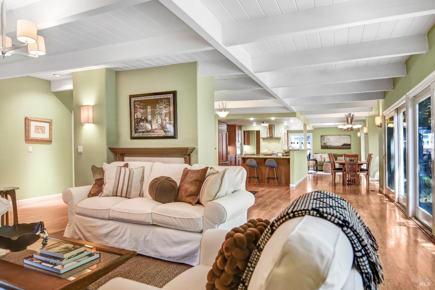 Detail Gallery Image 6 of 25 For 255 E Napa St, Sonoma,  CA 95476 - 2 Beds | 2 Baths