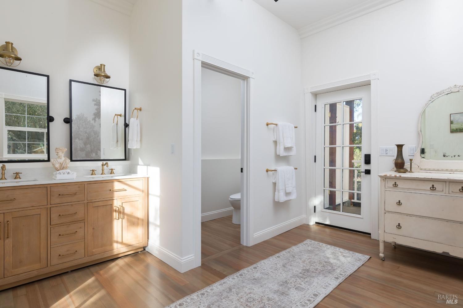 Detail Gallery Image 13 of 29 For 19440 Cypress Rd, Sonoma,  CA 95476 - 3 Beds | 2/1 Baths