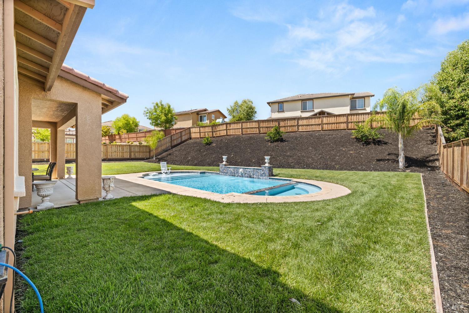 Detail Gallery Image 66 of 88 For 685 Elderberry Loop, Vacaville,  CA 95688 - 5 Beds | 4/1 Baths