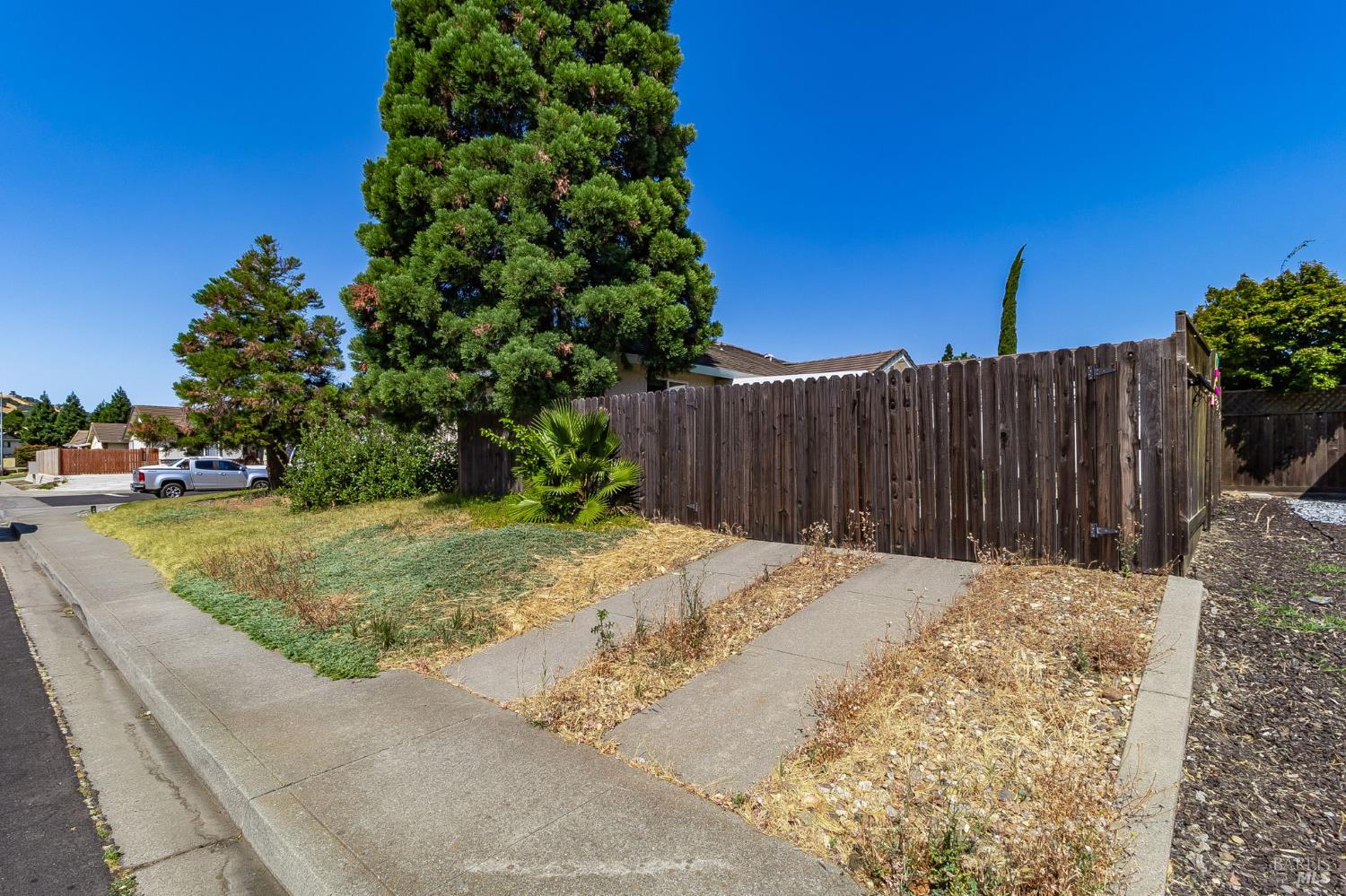 Detail Gallery Image 18 of 19 For 400 Wick Ct, Vacaville,  CA 95687 - 3 Beds | 2 Baths