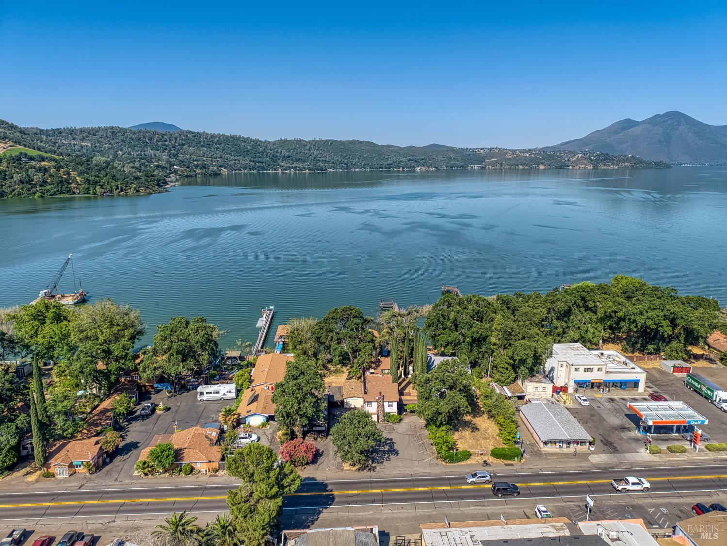 Detail Gallery Image 35 of 36 For 14095 Lakeshore Dr, Clearlake,  CA 95422 - 2 Beds | 1/1 Baths