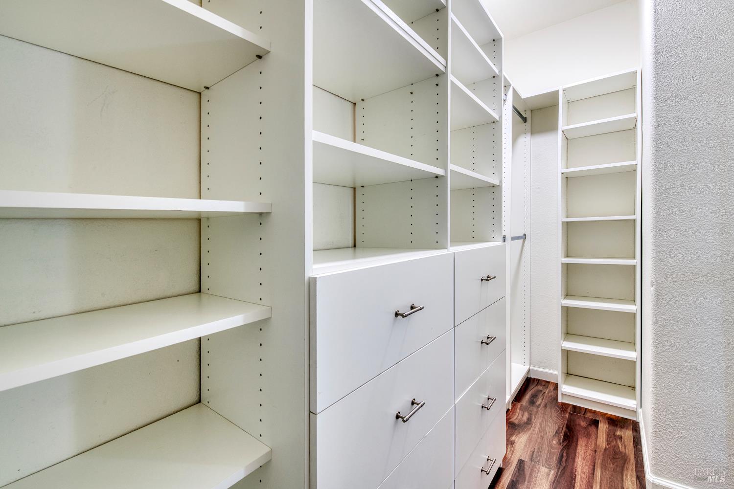 Detail Gallery Image 27 of 35 For 19 Sunny Cove Dr, Novato,  CA 94949 - 4 Beds | 2/1 Baths