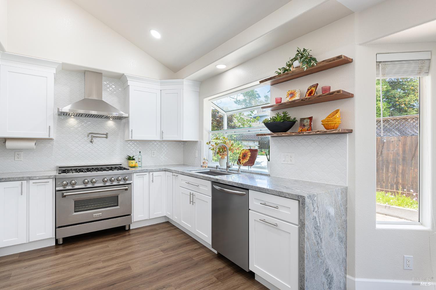 Detail Gallery Image 10 of 45 For 2285 Dancing Penny Way, Santa Rosa,  CA 95403 - 4 Beds | 2/1 Baths