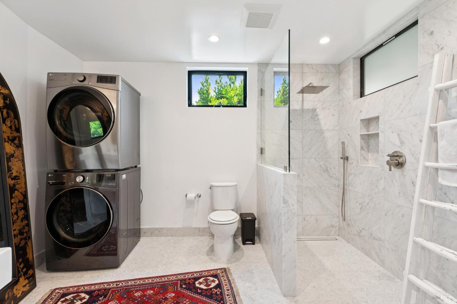 Detail Gallery Image 25 of 43 For 307 Bodega Ave, Petaluma,  CA 94952 - 2 Beds | 2 Baths