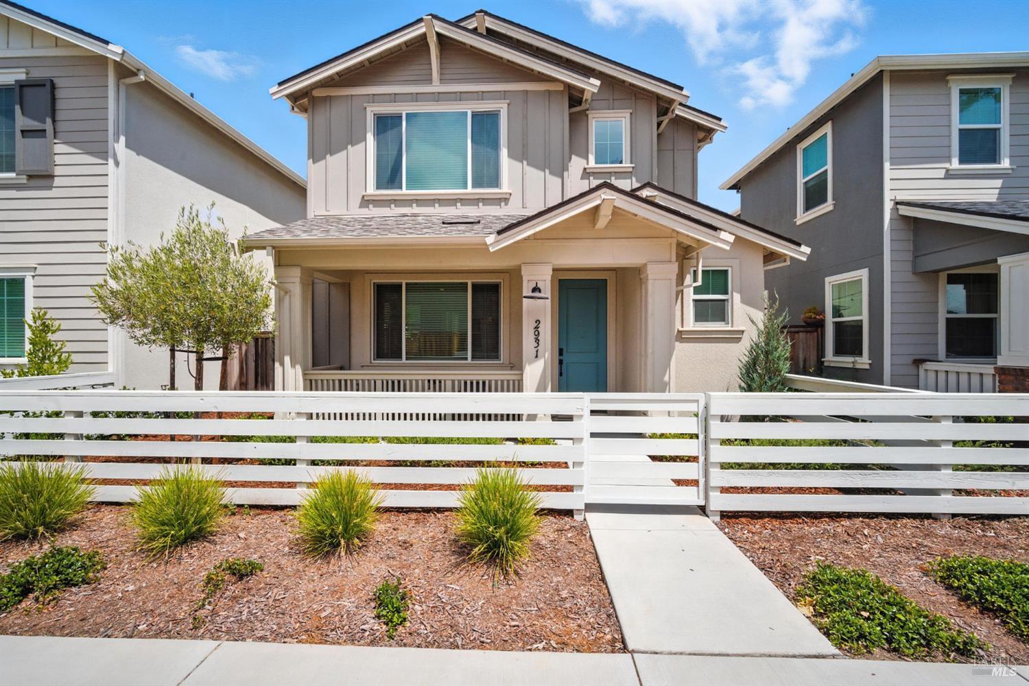Detail Gallery Image 4 of 35 For 2931 Liscum St, Santa Rosa,  CA 95407 - 3 Beds | 2/1 Baths