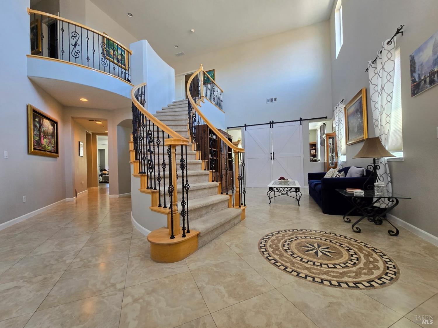 Detail Gallery Image 13 of 76 For 644 Canterbury Cir, Vacaville,  CA 95687 - 4 Beds | 3 Baths