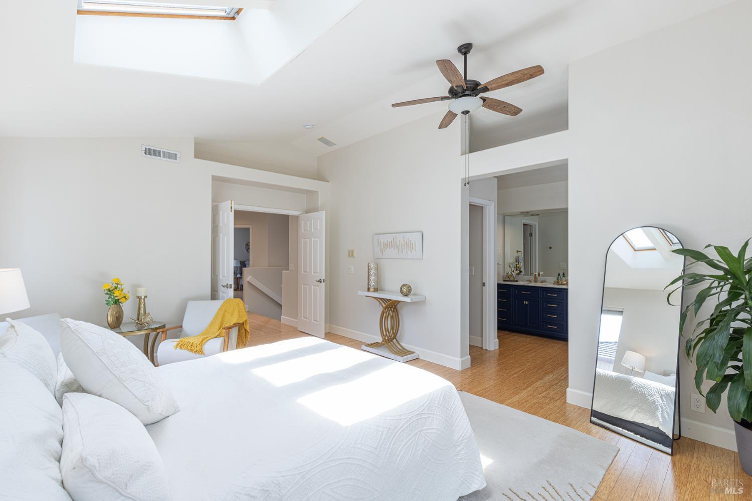Detail Gallery Image 25 of 45 For 2285 Dancing Penny Way, Santa Rosa,  CA 95403 - 4 Beds | 2/1 Baths