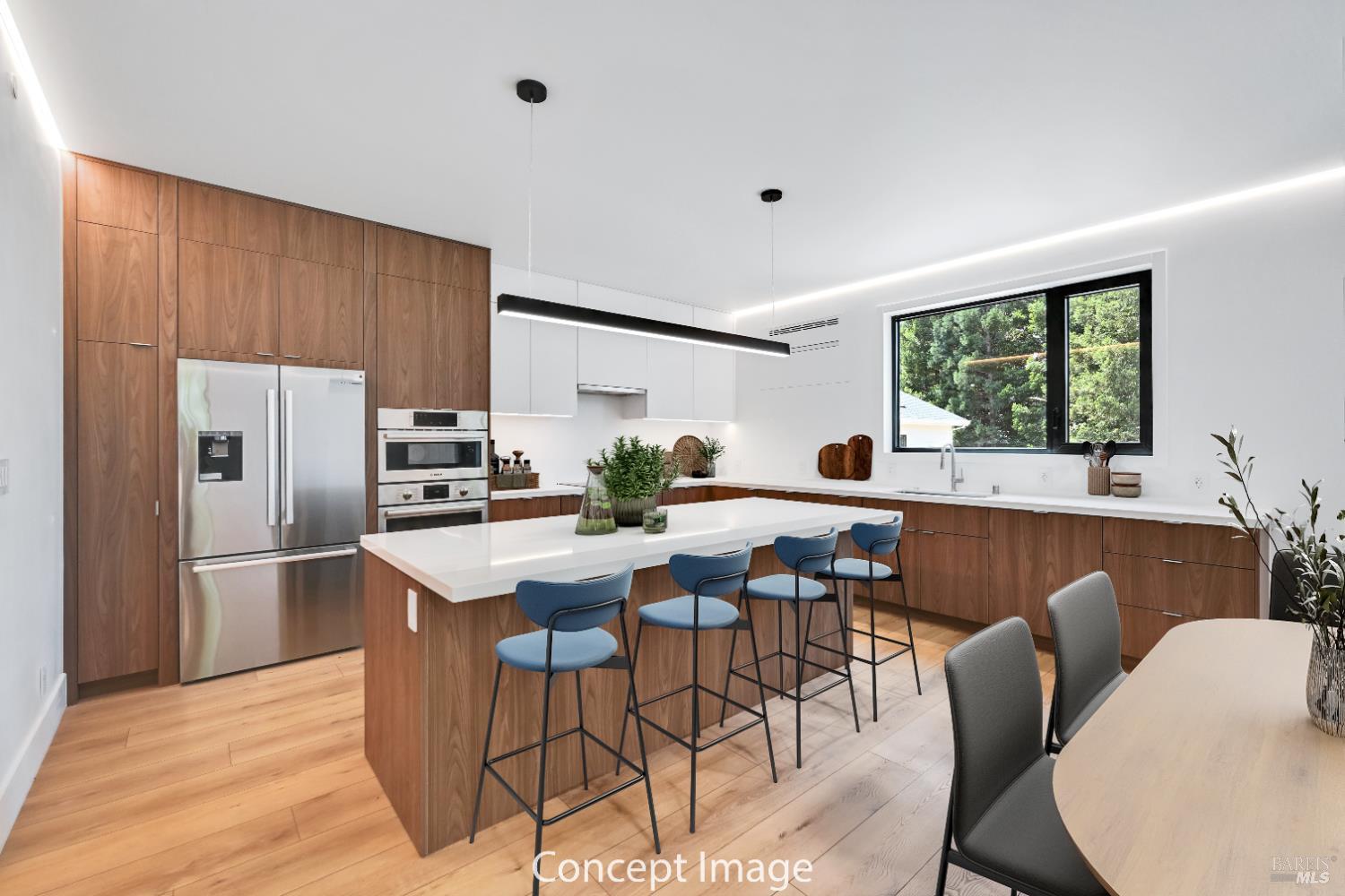 Detail Gallery Image 13 of 26 For 3554 Southridge Dr, Santa Rosa,  CA 95403 - 5 Beds | 3/1 Baths