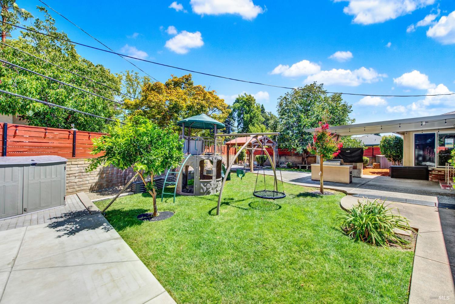 Detail Gallery Image 77 of 99 For 100 Paseo Arboles Unkn, Fairfield,  CA 94534 - 3 Beds | 3 Baths